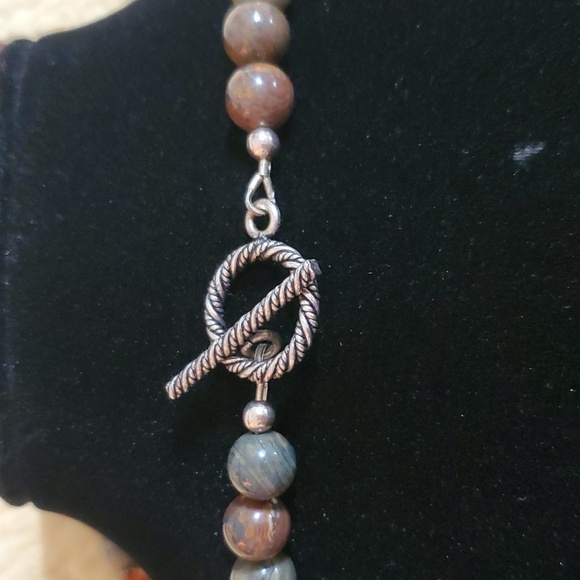 Gemstone Necklace with Arrow Pendant - Picture 4 of 4